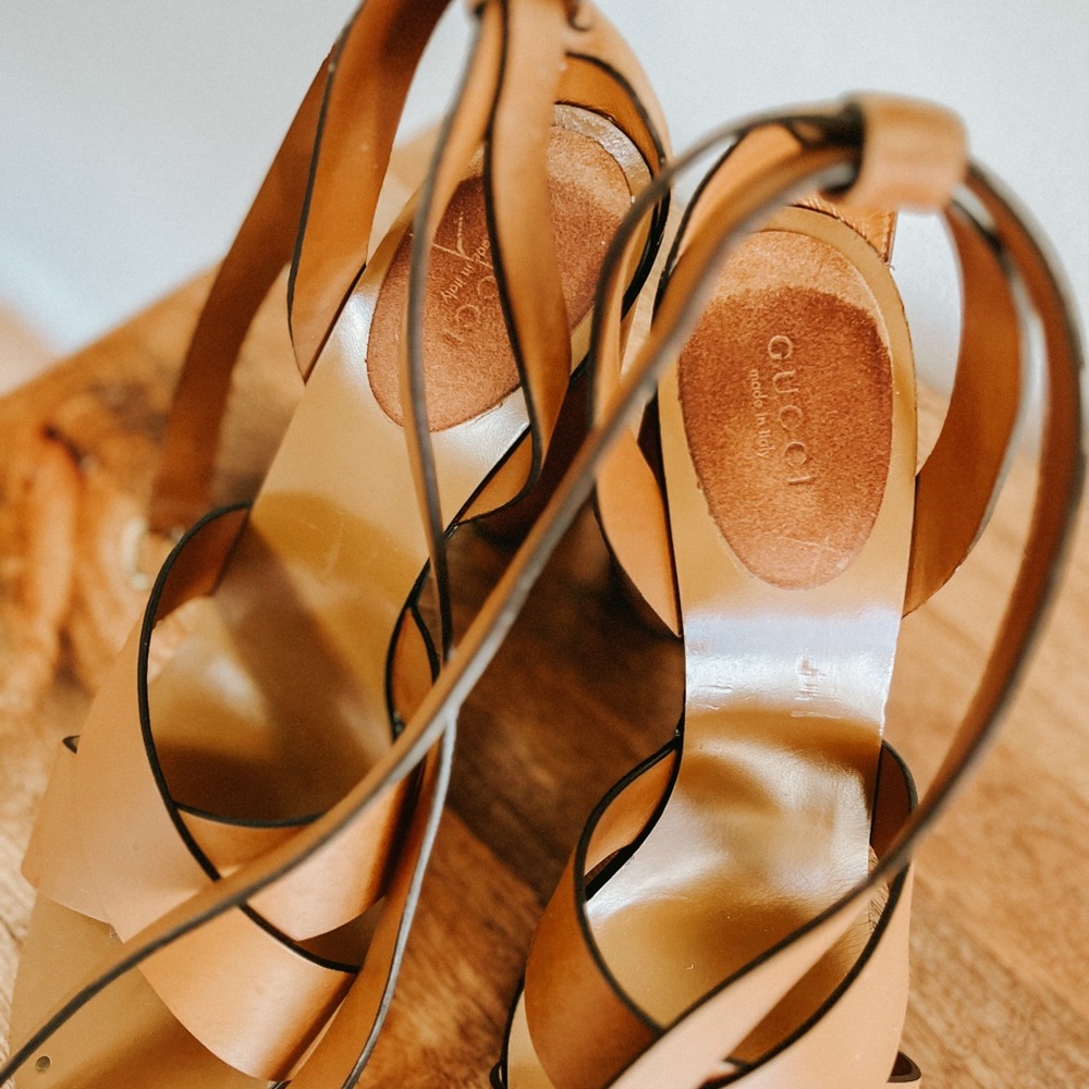 Gucci Tan Leather Strappy Block Heel Sandals - Picture 6 of 8